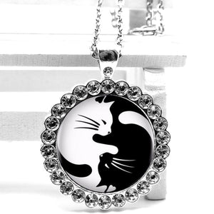 Open image in slideshow, Tai Chi Cat Crystal Glass Necklace Gift
